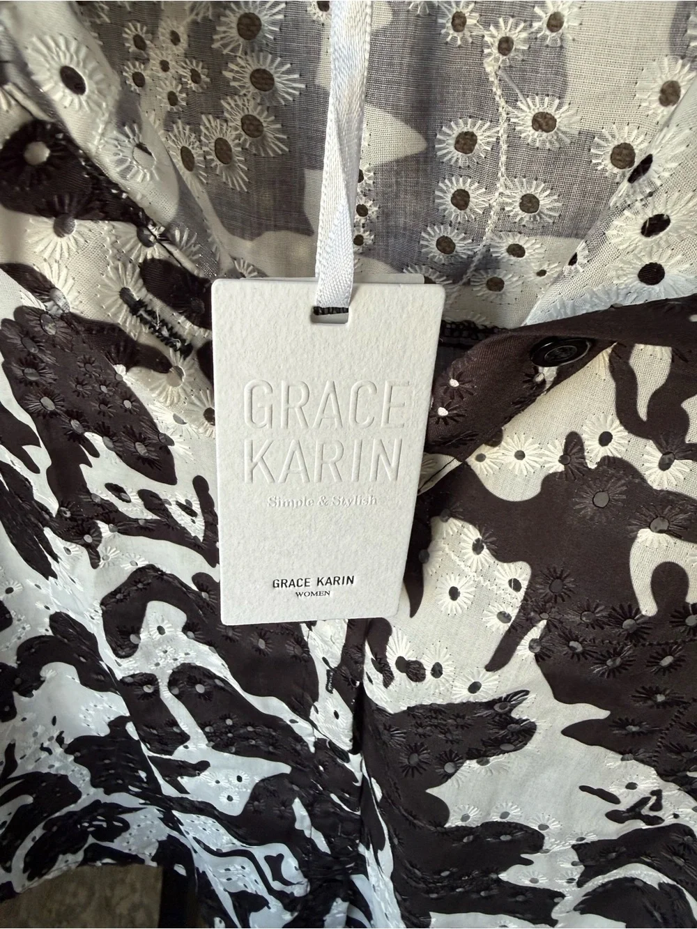 NWT Grace Karin Eyelet Floral Button Front Blouse Black White, M - Picture 6 of 8